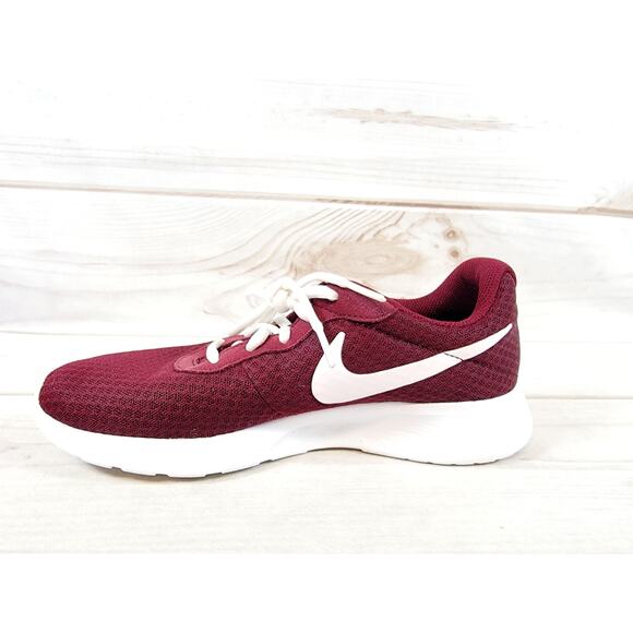 Nike Tanjun 812655-604 Red Running Shoes Sneakers Womens Size 8.5 - Picture 9 of 16